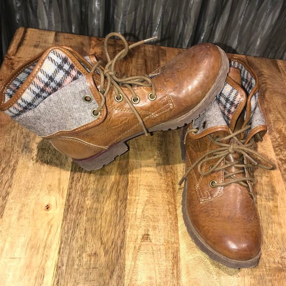 Nine west combat boots